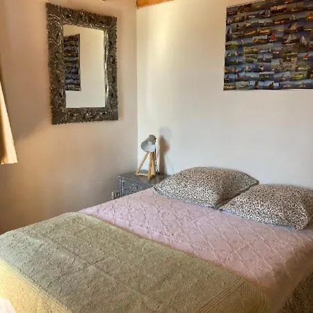 D'hotes Les Toits Du Gaou Bed & Breakfast Six-Fours-les-Plages