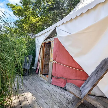 D'hotes Les Toits Du Gaou Bed & Breakfast Six-Fours-les-Plages
